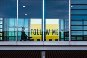 How to Manage Stakeholder Influence—These 5 Essential Ways